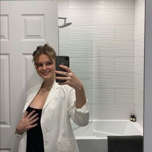 Meet your Posher, Léa